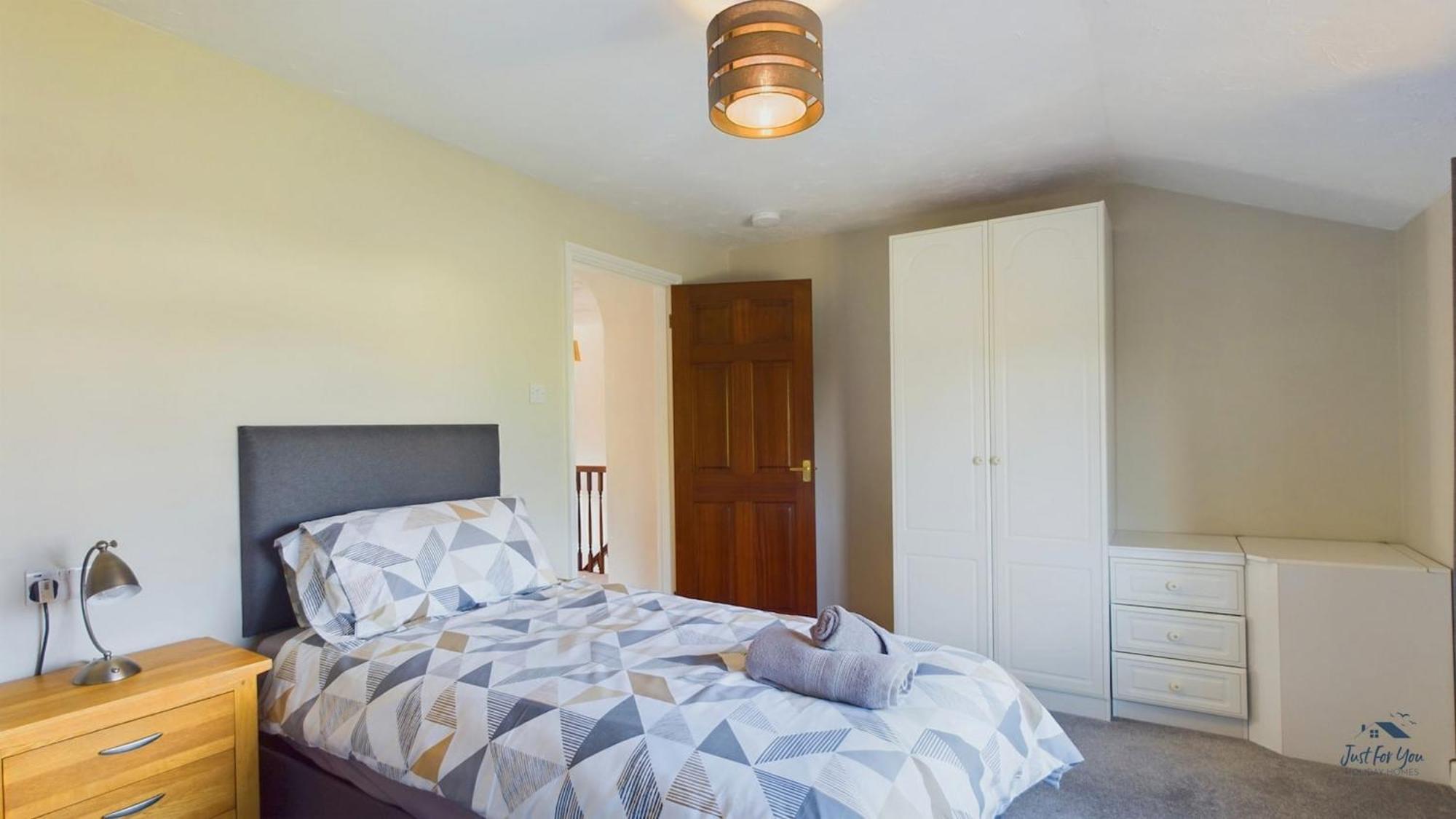 Dartmouth House Holiday home Totland (Isle Of Wight)